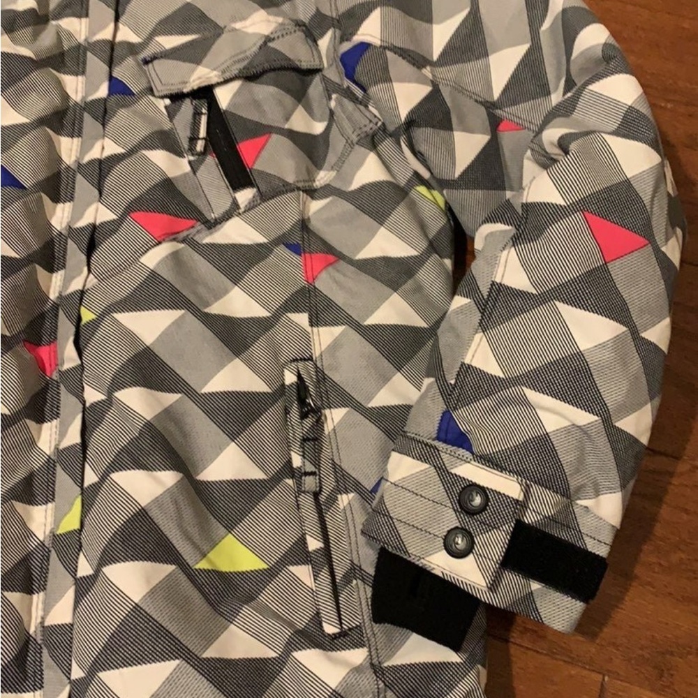 Geometric Pattern Kids Jacket - Picture 4 of 6